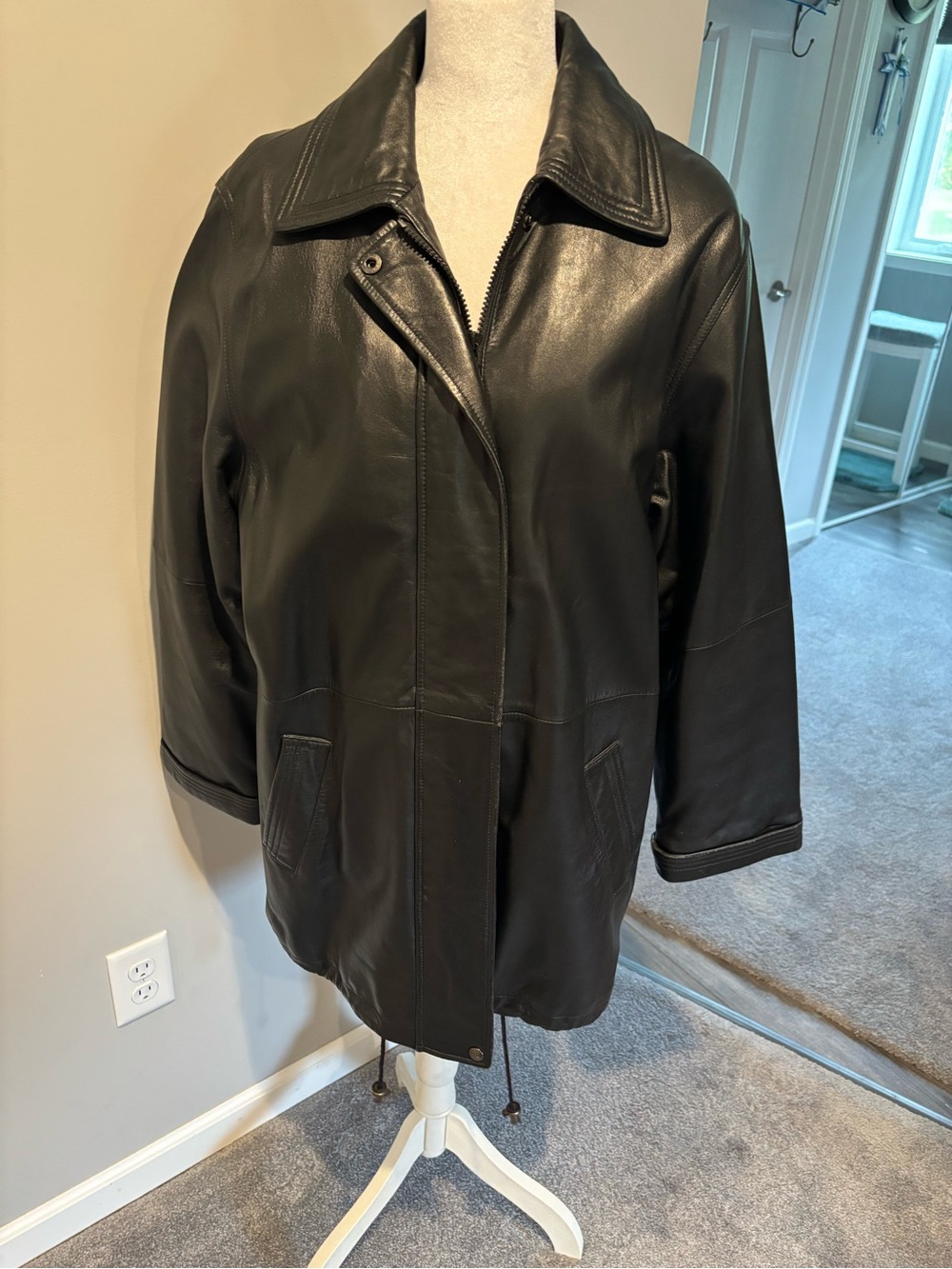 Women's Black Leather Zip-Front Jacket